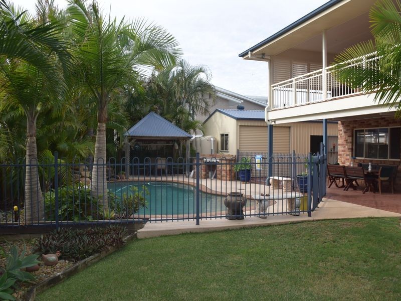 5 Creedin Court, Redland Bay QLD 4165