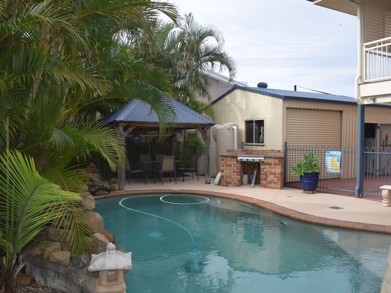 5 Creedin Court, Redland Bay QLD 4165