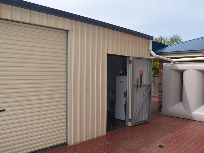 5 Creedin Court, Redland Bay QLD 4165