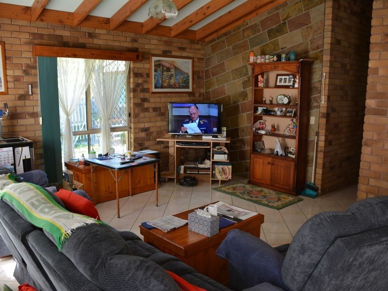 8-10 Marks Road, Russell Island QLD 4184