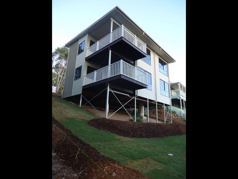 12 Leichhardt Tce, Russell Island QLD 4184
