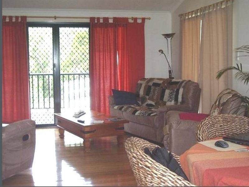 11 Cross Street, Macleay Island QLD 4184