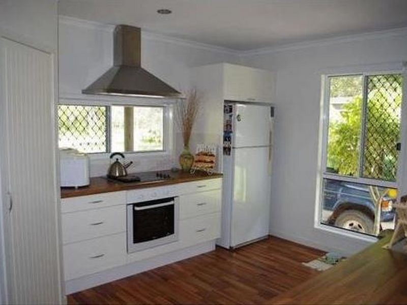 56 Alexander Street, Macleay Island QLD 4184