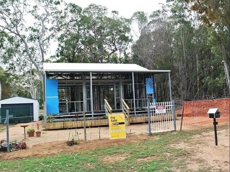 11 Barramundi Street, Macleay Island QLD 4184