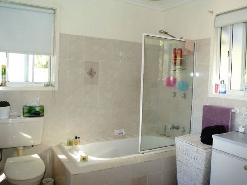 8 Mawarra Street, Macleay Island QLD 4184