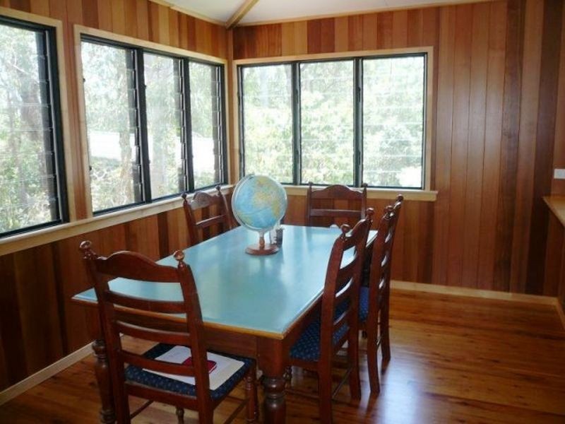 6 Eagle Street, Macleay Island QLD 4184