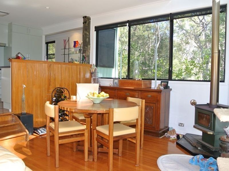 20 The Esplanade, Karragarra Island QLD 4184