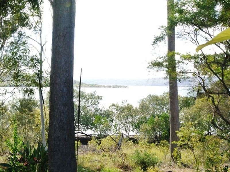 20 The Esplanade, Karragarra Island QLD 4184