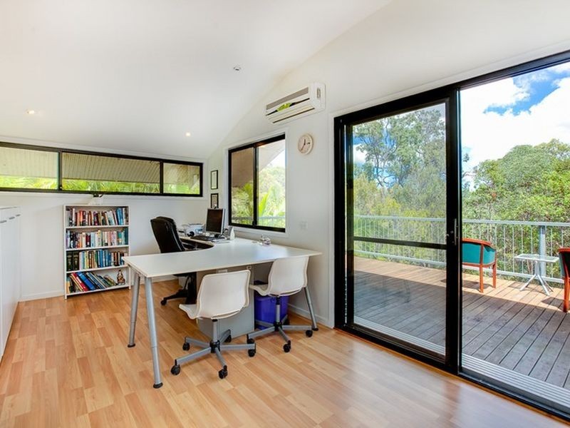 26 Treasure Island Avenue, Karragarra Island QLD 4184