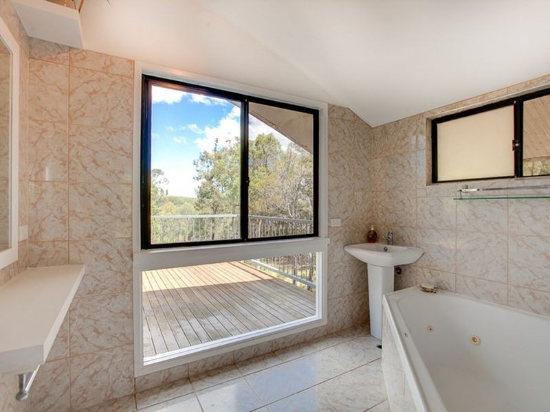 26 Treasure Island Avenue, Karragarra Island QLD 4184