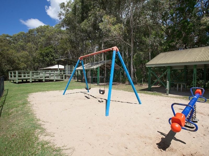 26 Treasure Island Avenue, Karragarra Island QLD 4184