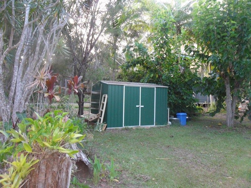 24 Treasure Island Avenue, Karragarra Island QLD 4184