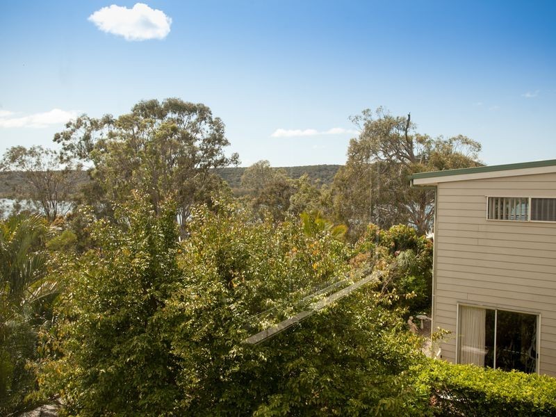 55 Seaward Drive, Russell Island QLD 4184