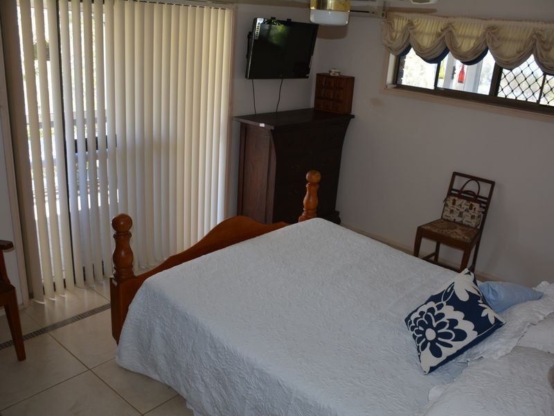 20 Crescent Drive, Russell Island QLD 4184