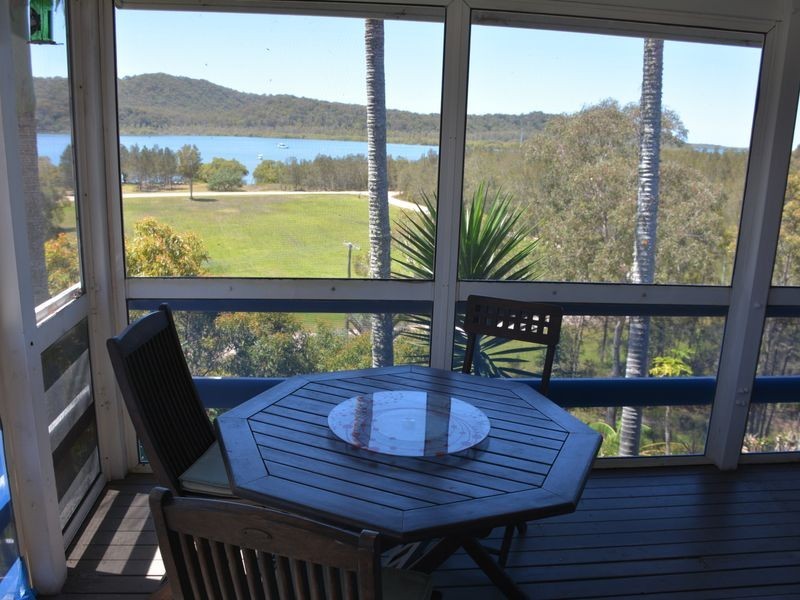 20 Crescent Drive, Russell Island QLD 4184