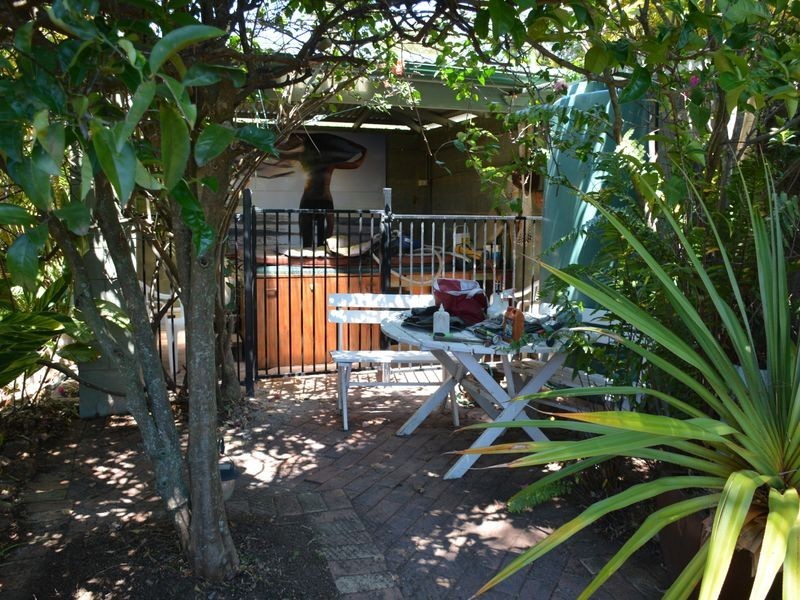 20 Crescent Drive, Russell Island QLD 4184