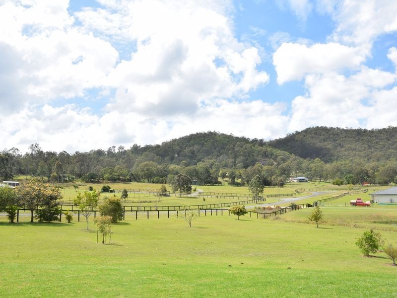 15 COOINGIE VIEW ROAD, Logan Village QLD 4207