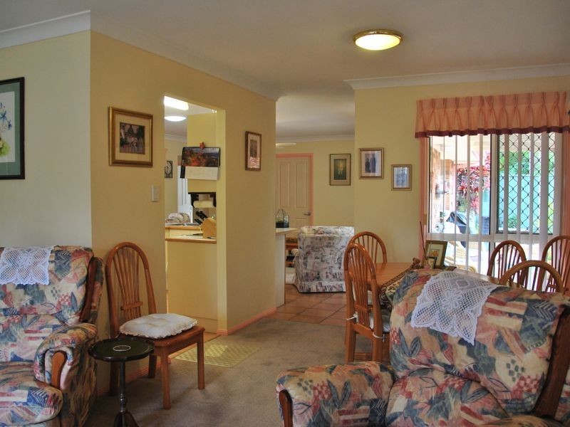 1 Buckler Court, Redland Bay QLD 4165