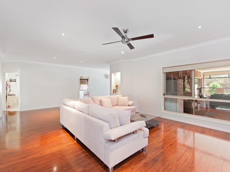 4 Karinya Court, Redland Bay QLD 4165