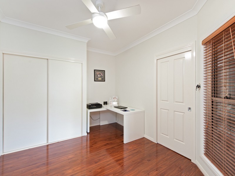 4 Karinya Court, Redland Bay QLD 4165