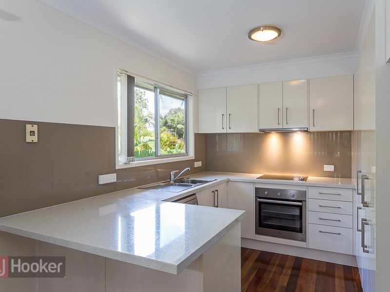 11 Wilkie Street, Redland Bay QLD 4165