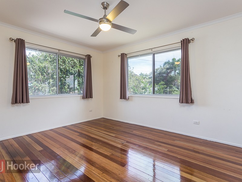 11 Wilkie Street, Redland Bay QLD 4165