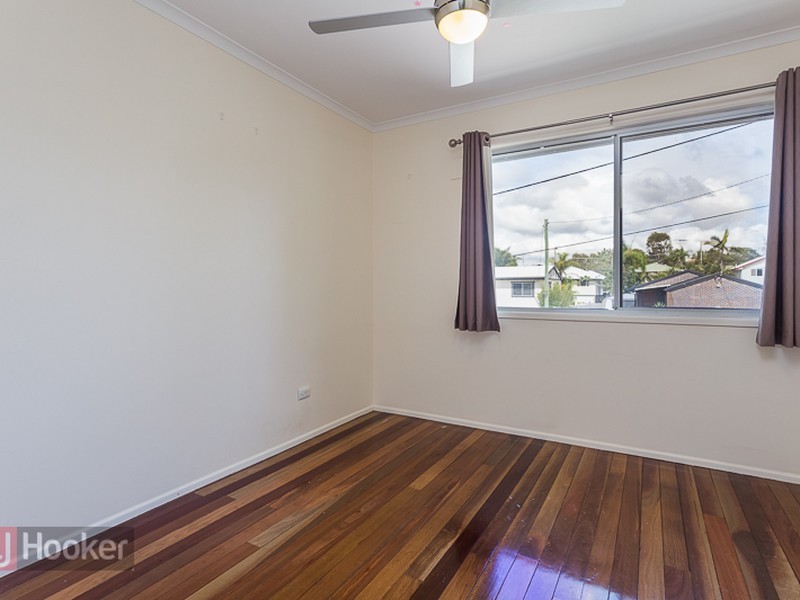 11 Wilkie Street, Redland Bay QLD 4165