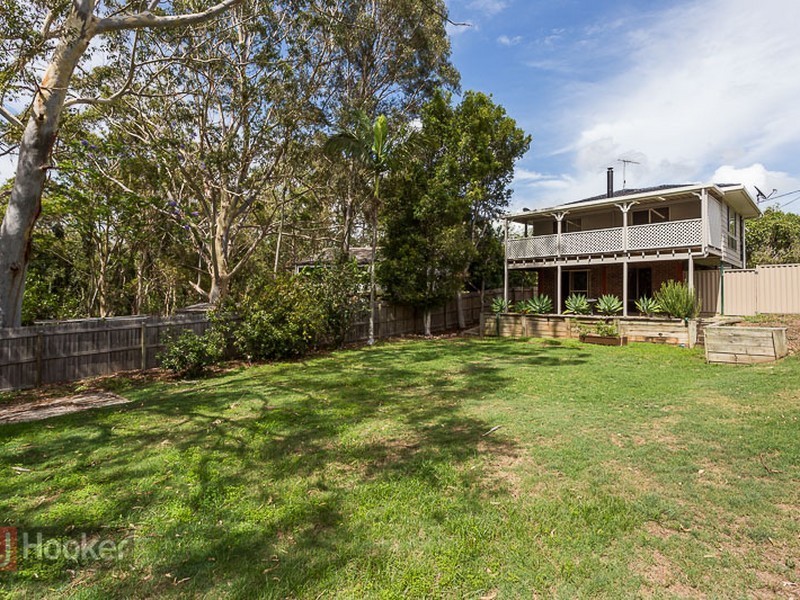 11 Wilkie Street, Redland Bay QLD 4165