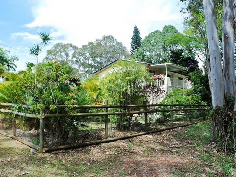 5-9 Barry Street, Macleay Island QLD 4184