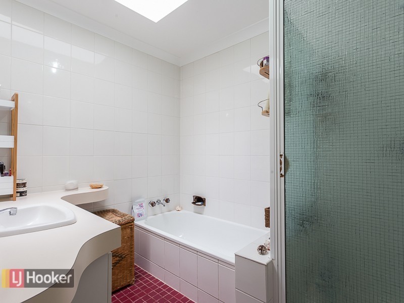 60 Mill Street, Redland Bay QLD 4165