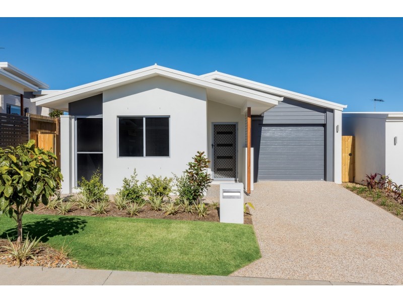 57 Honeysuckle Boulevard, Redland Bay QLD 4165