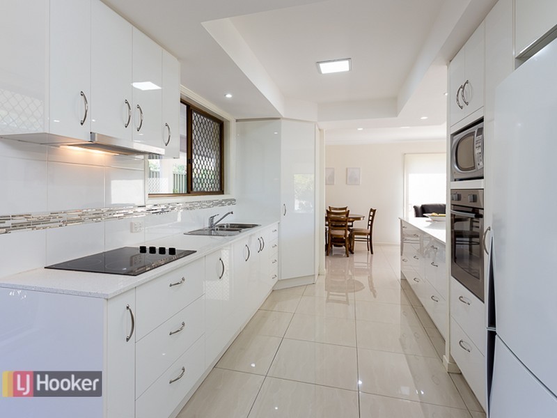 64 Peel Street, Redland Bay QLD 4165