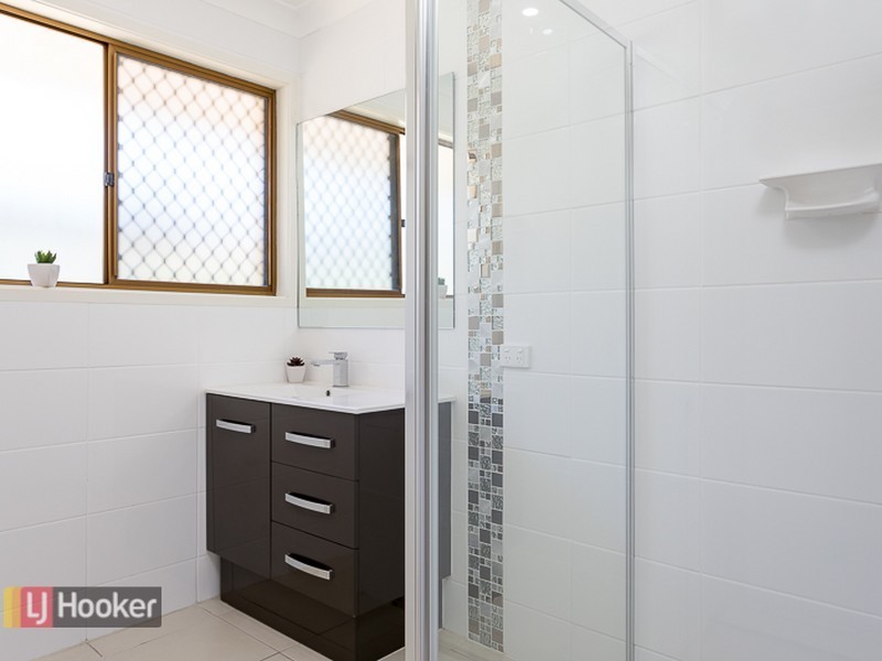 64 Peel Street, Redland Bay QLD 4165