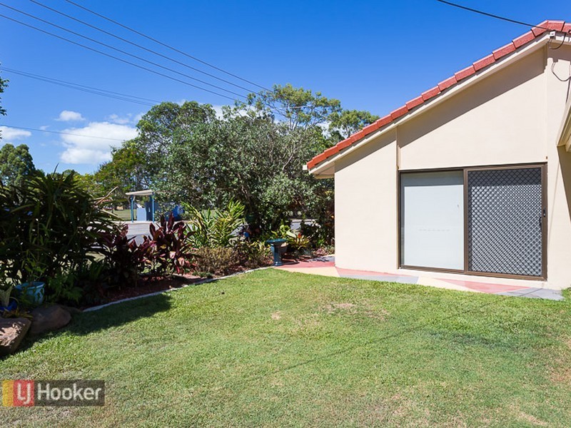 64 Peel Street, Redland Bay QLD 4165