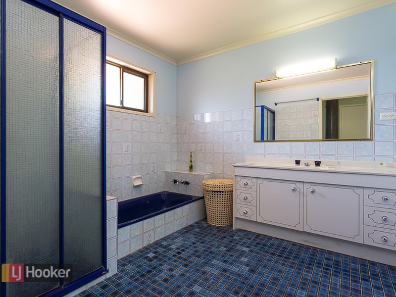 32-34 Cane Street, Redland Bay QLD 4165