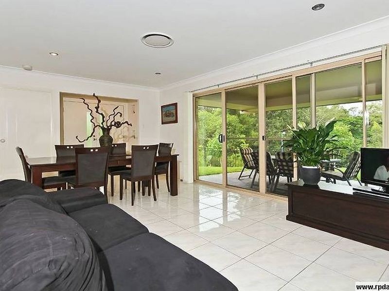 5 PARKLINK DRIVE, Redland Bay QLD 4165