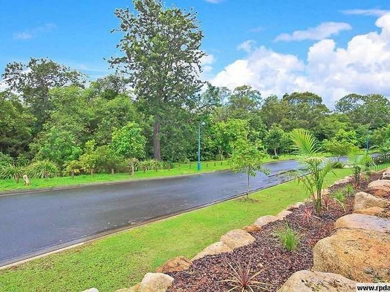 5 PARKLINK DRIVE, Redland Bay QLD 4165