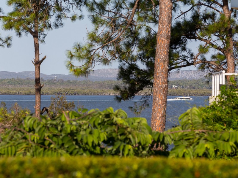 28 The Rampart, Redland Bay QLD 4165