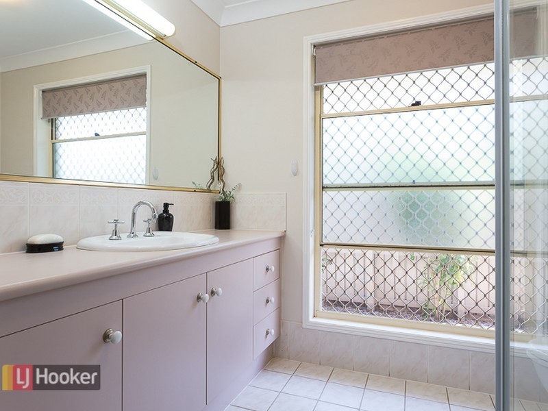 13 Newlands Street, Redland Bay QLD 4165