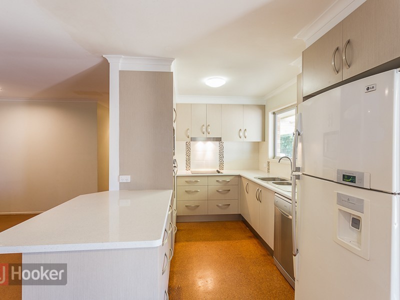 33 Magnolia Parade, Victoria Point QLD 4165