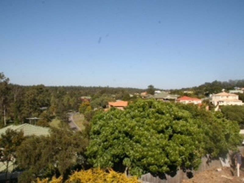 34 Silkyoak Way, Albany Creek QLD 4035