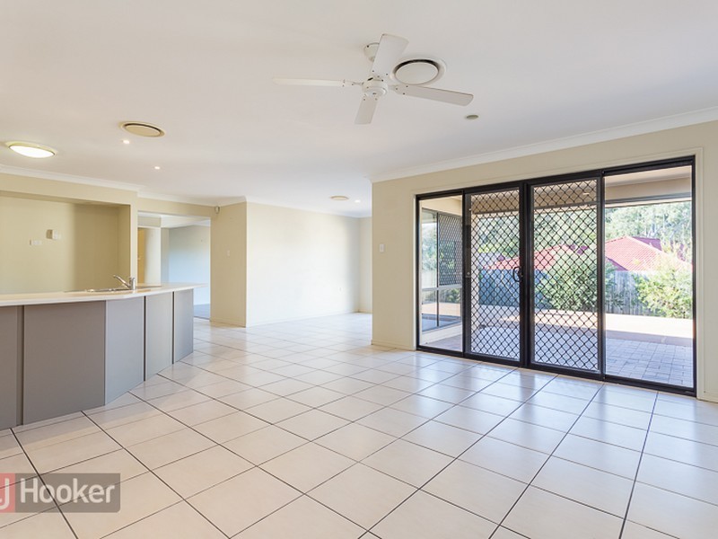 27 Caswell Crescent, Redland Bay QLD 4165