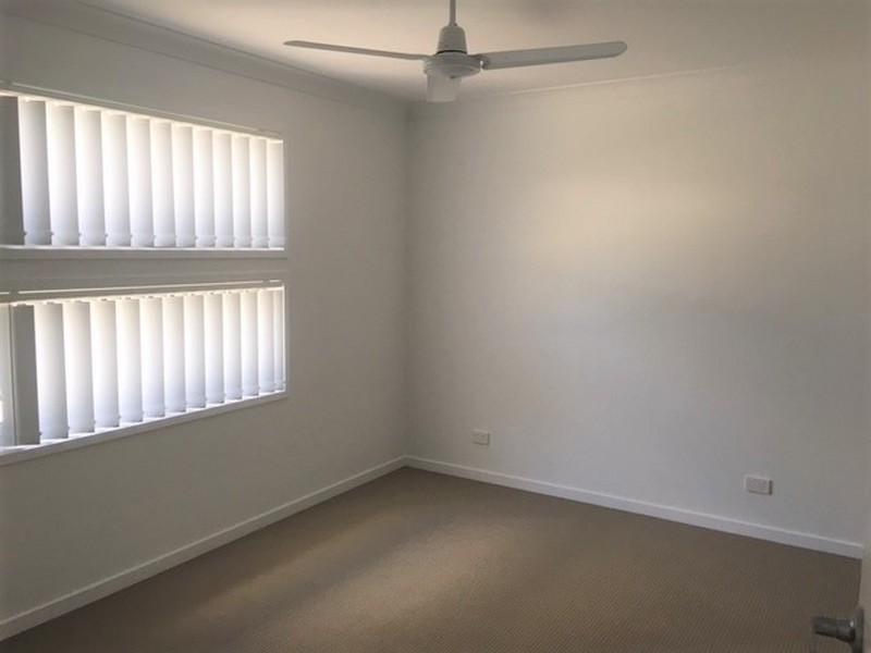 Unit 3/113-117 Broadwater Terrace, Redland Bay QLD 4165