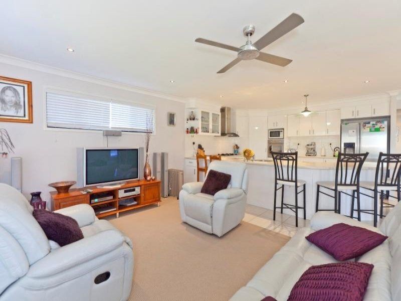49 Schmidt Street, Victoria Point QLD 4165