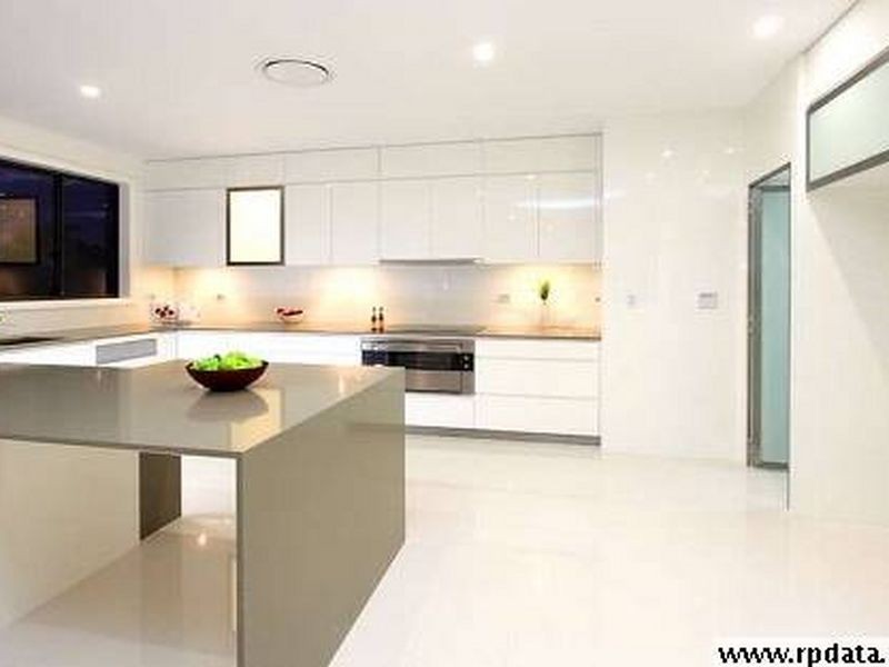 1A Bay Street, Redland Bay QLD 4165