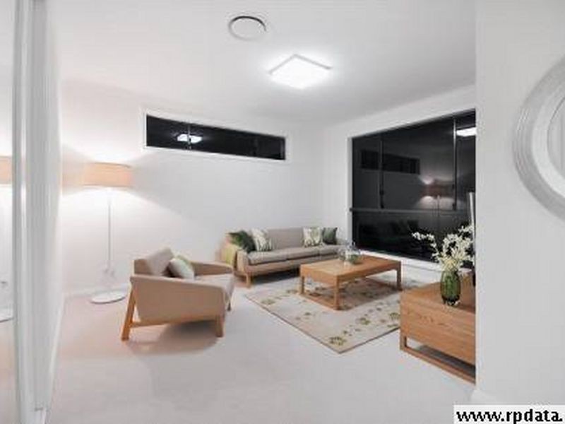 1A Bay Street, Redland Bay QLD 4165