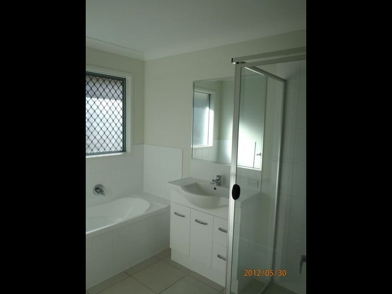 9 TREELINE CIRCUIT, Upper Coomera QLD 4209