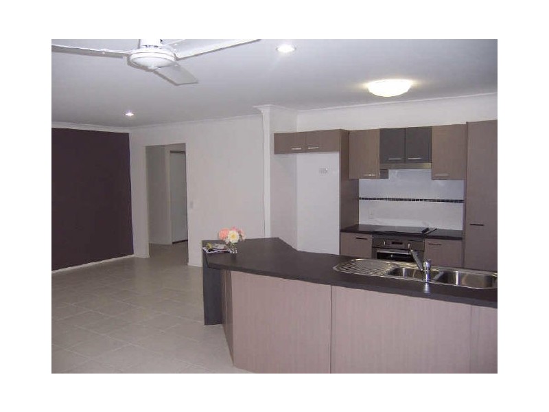 43 Aqua Cr, Redland Bay QLD 4165