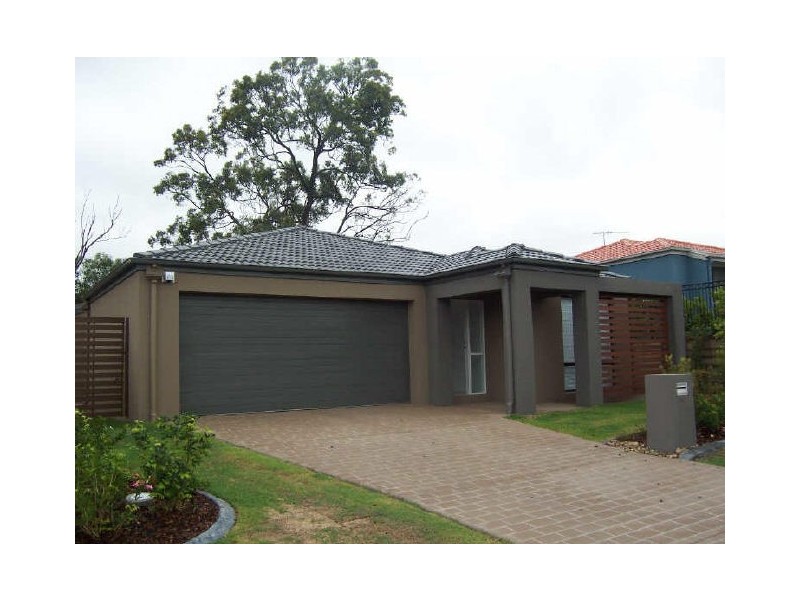 43 Aqua Cr, Redland Bay QLD 4165