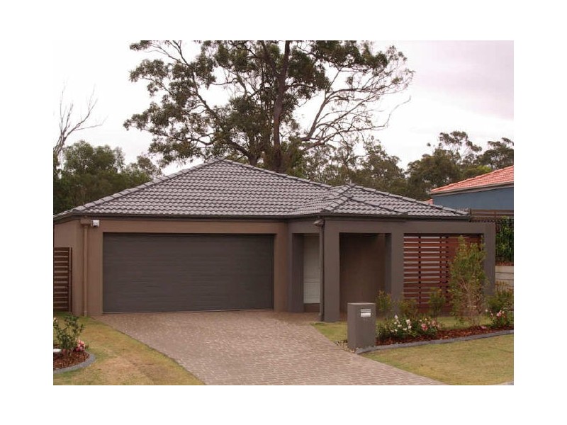 43 Aqua Cr, Redland Bay QLD 4165